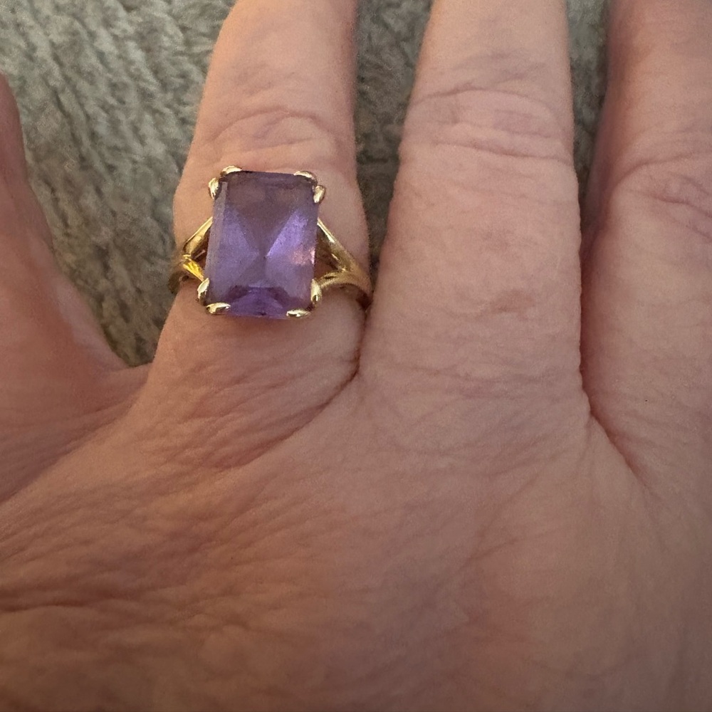 14k amethyst ring size 7. Price is firm